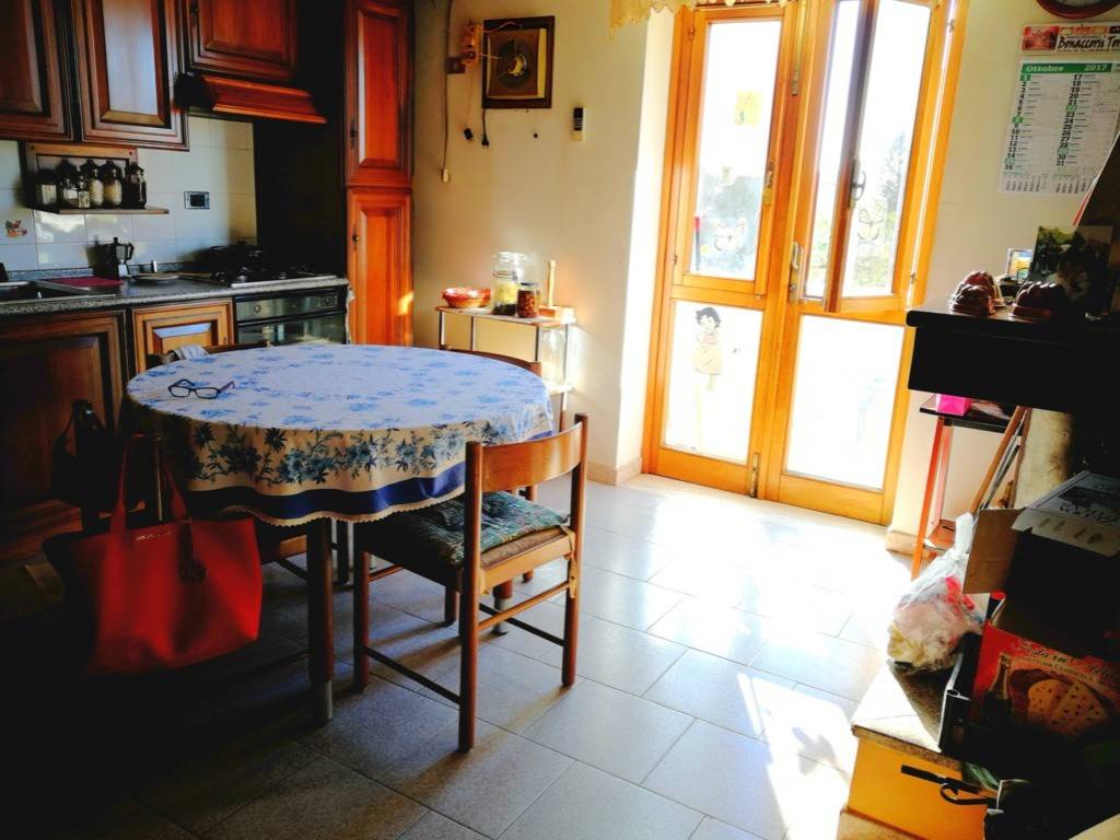 Appartamento a Carbonia in Via Giosuè Carducci - Foto 2