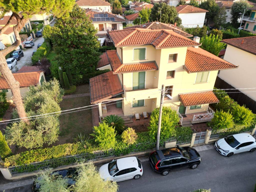 Villa a Pietrasanta - Foto 2