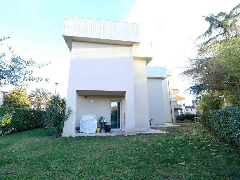 Villa a Verona in Via Ermolao Barbaro, 9 - Foto 4
