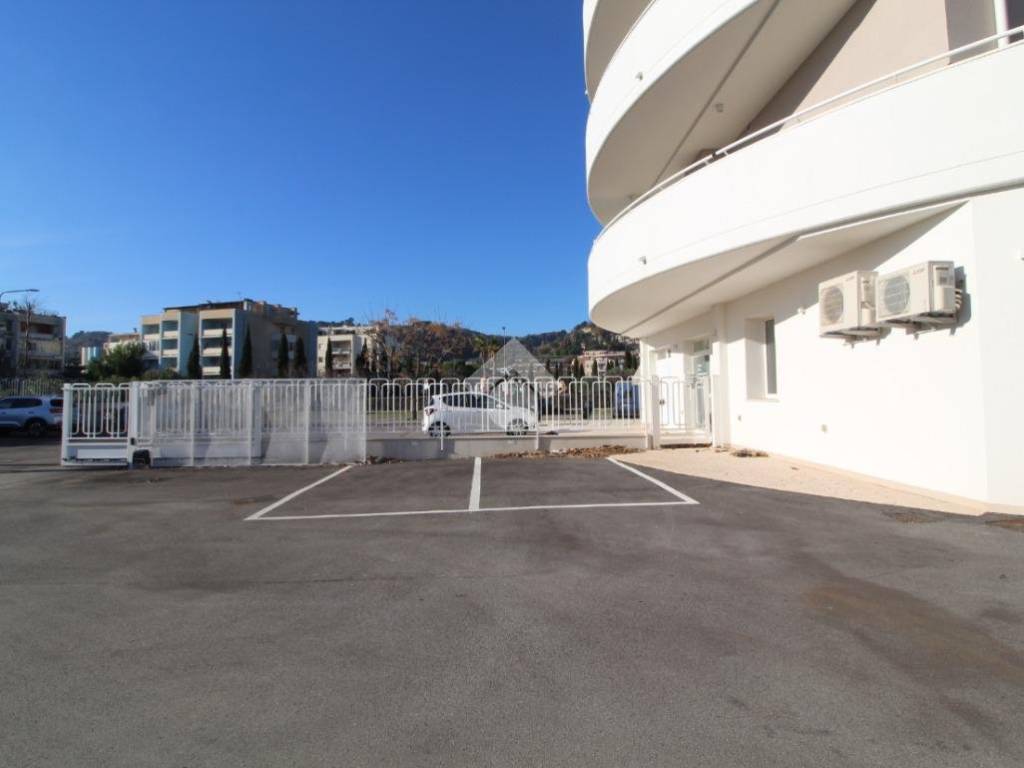 Box / garage a Grottammare in Via Domenico Bruni - Foto 2