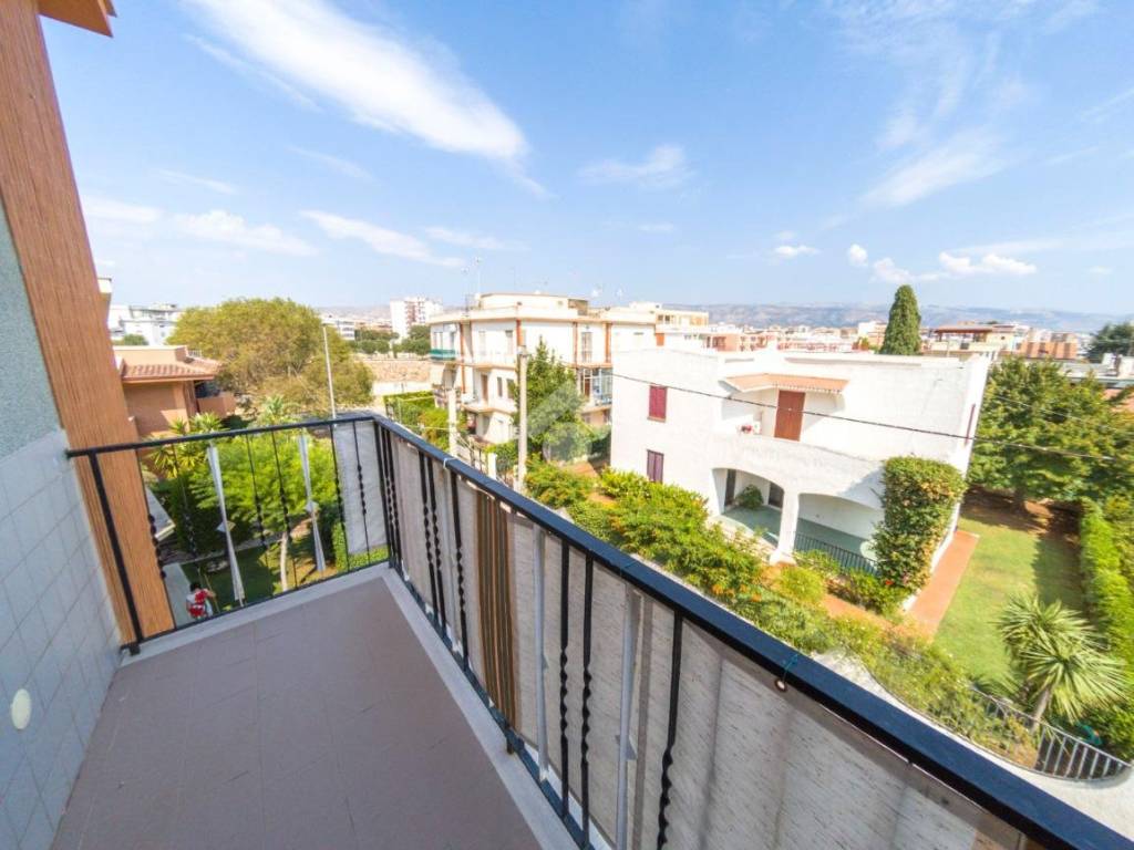 Appartamento a Manfredonia in Viale Aurelio Lucio, 17 - Foto 4