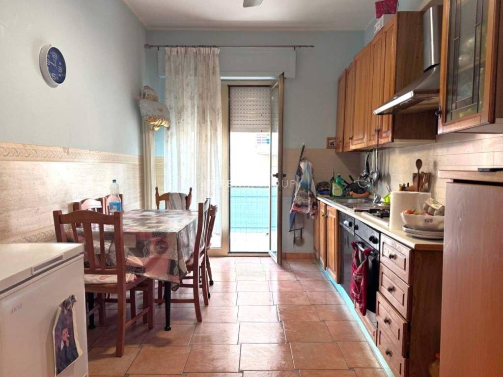 Appartamento a San benedetto del tronto in Via Esino, 12 - Foto 2