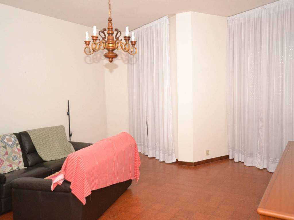 Appartamento a Mortara in Viale Capettini - Foto 3