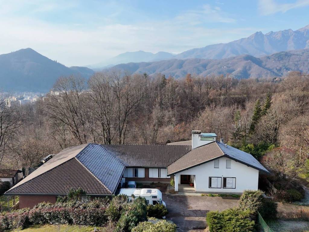 Villa a Borgosesia in Via Sorelle Ioretti, 2 - Foto 4