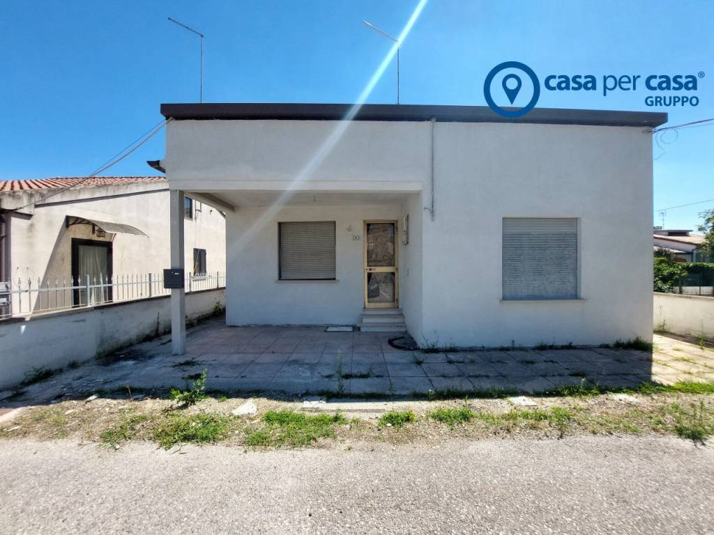 Casa indipendente a Corbola in Corbola, via Gramsci - Foto 2