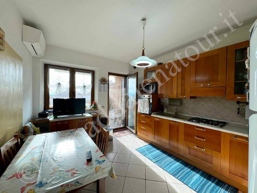 Appartamento a La maddalena in Via Gaetano De Rosa - Foto 2