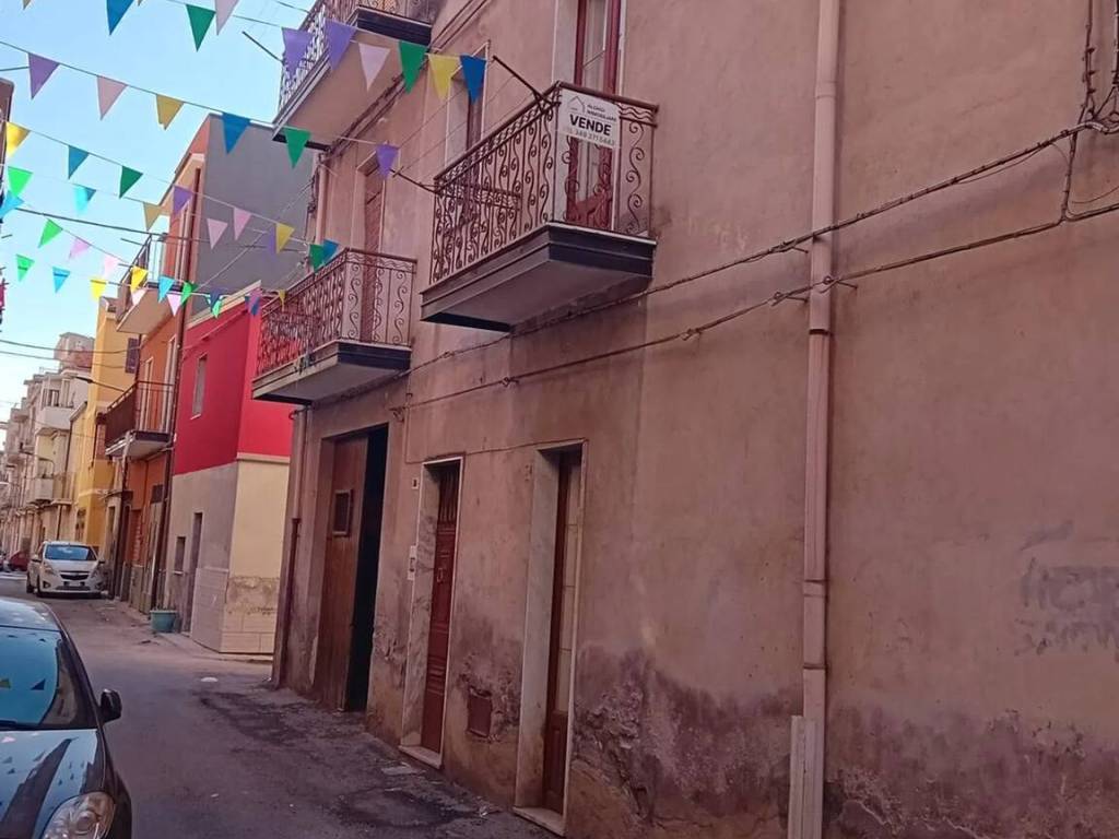 Villa a Adrano in Via Messina, 36 - Foto 4