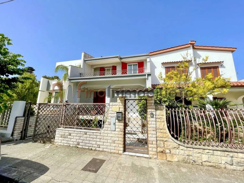 Casa indipendente a San pietro vernotico in Via Lecce, 244 - Foto 2