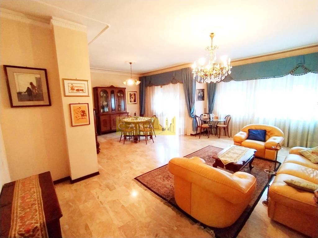 Appartamento a Teramo in Via Cona, 3 - Foto 2