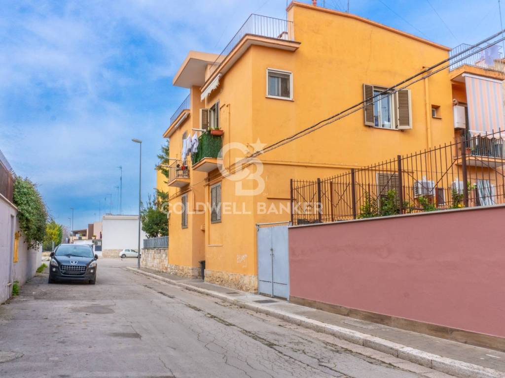 Appartamento a Andria in Viale Virgilio, 36 - Foto 4