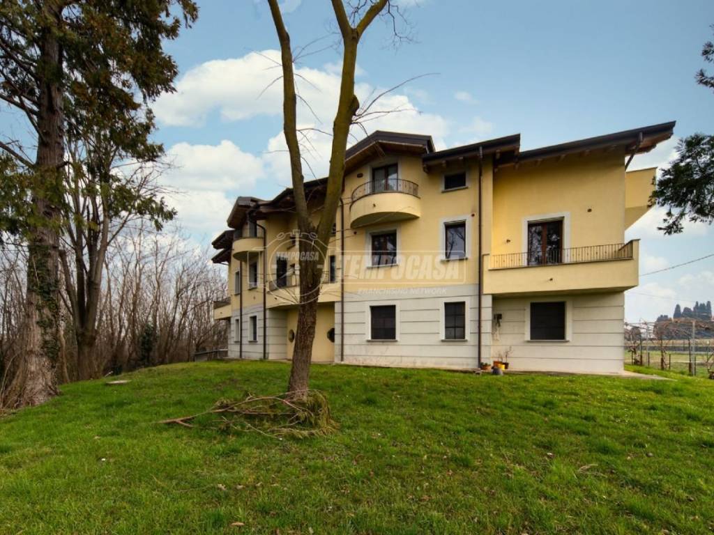 Appartamento a Cassago brianza in Via Tremoncino 52 - Foto 4