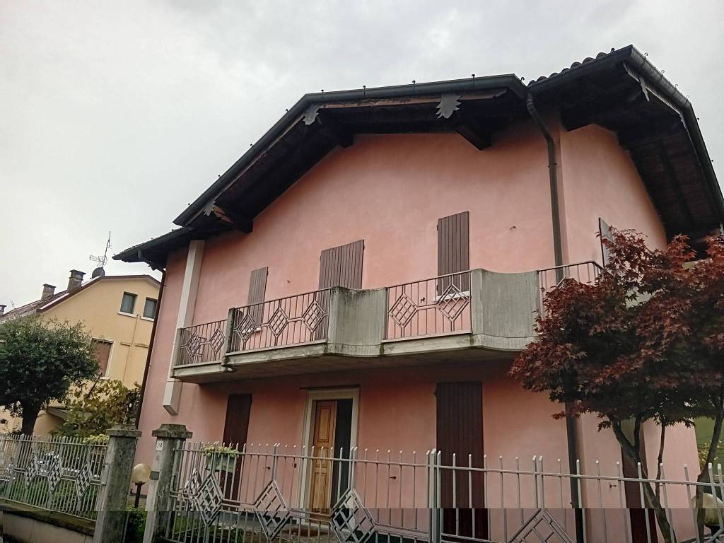 Villa a Brescia in Via dell'Adamello, 24 - Foto 5