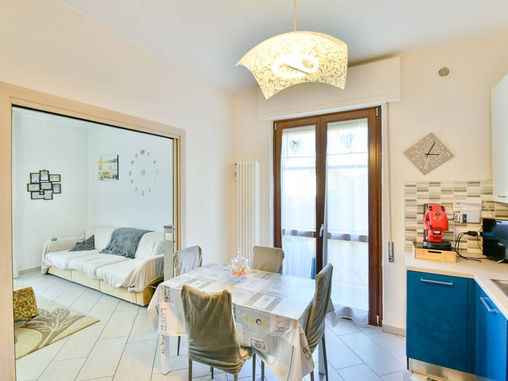 Appartamento a Erba in Via San Maurizio - Foto 5