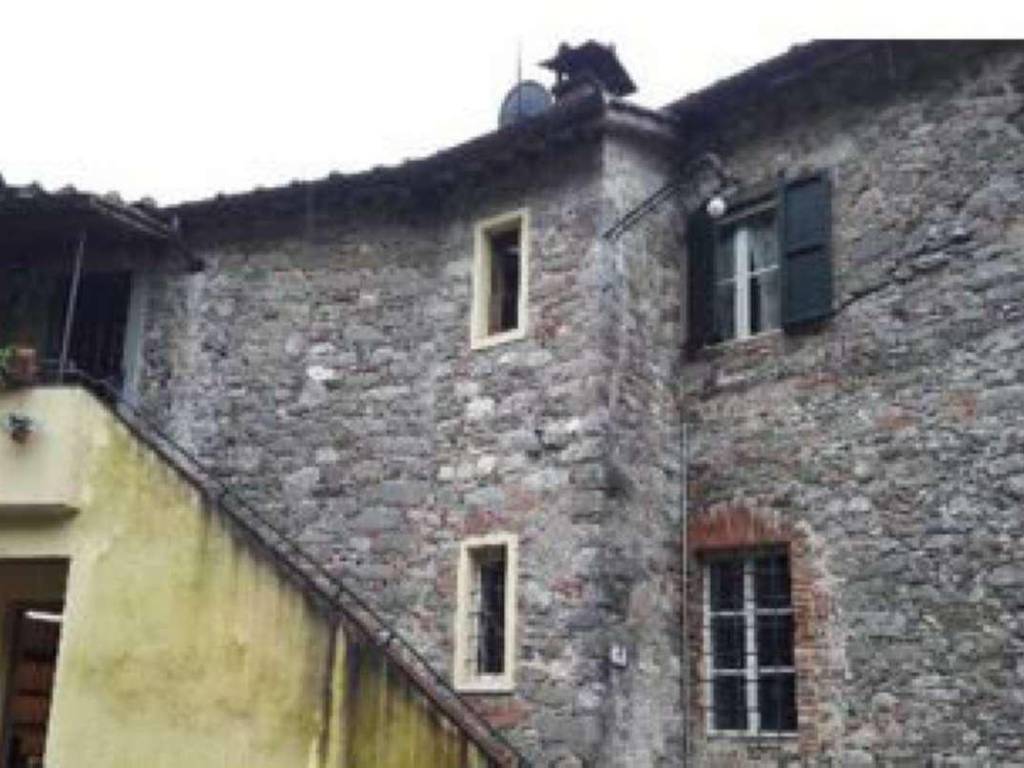 Immobile a Borgo a mozzano in Via Della Stazione 1 - Foto 4