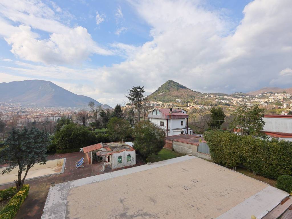 Villa a Cava de' tirreni in Via Maddalena - Foto 4