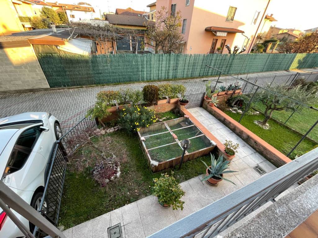Villa a Osio sotto in Via G. Camozzi, 0 - Foto 4