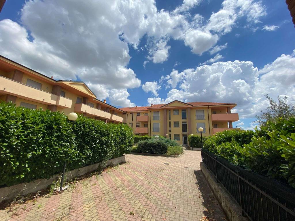 Appartamento a Alessandria in via Tortona 84 - Foto 2