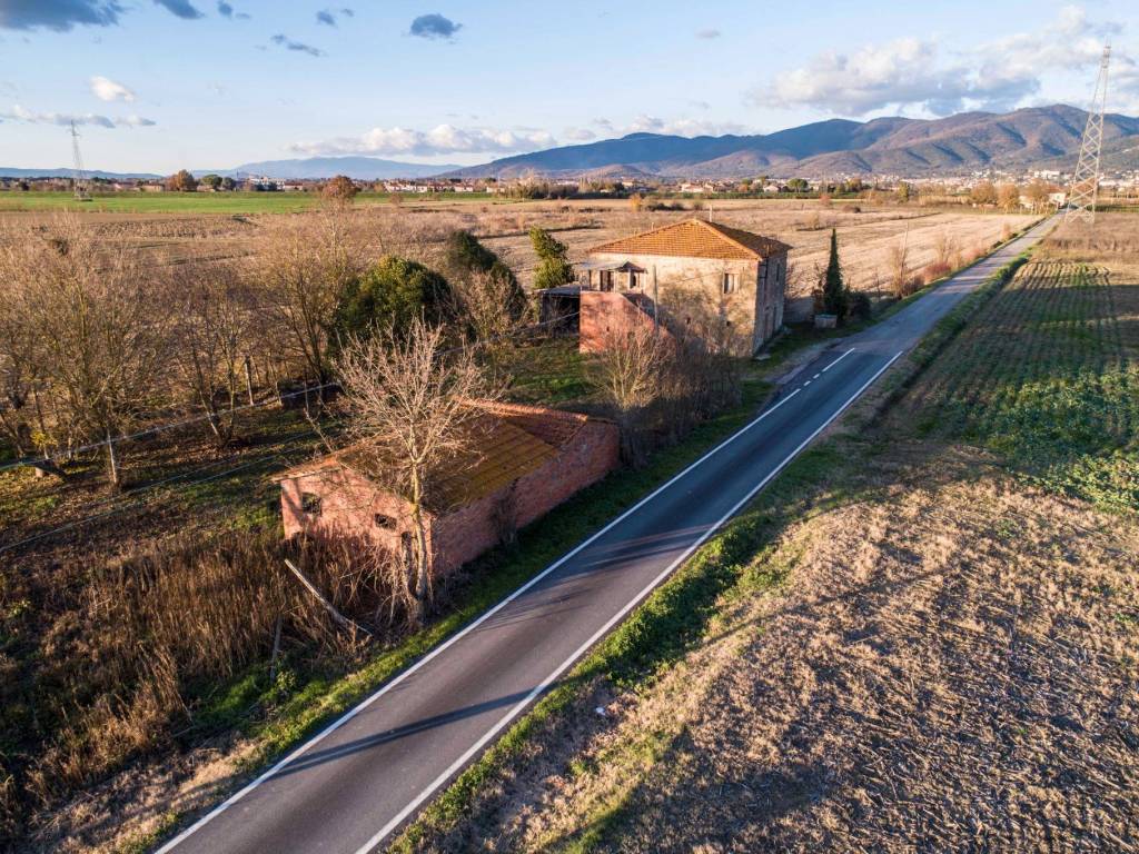 Rustico / casale a Castiglion fiorentino in Via La Nave, 106 - Foto 2