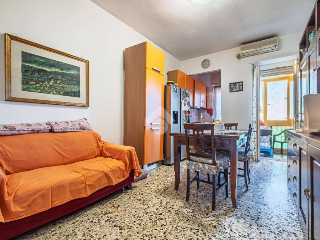 Appartamento a Collegno in Corso Montello, 27 - Foto 3