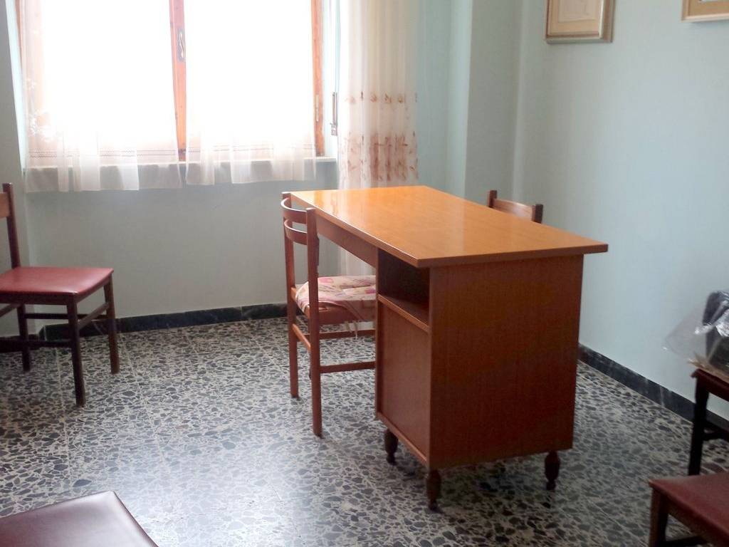 Appartamento a Carbonia in Via Brigata Sassari - Foto 5