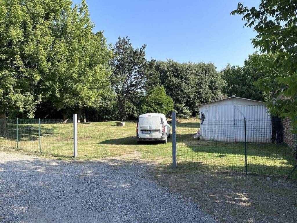 Terreno a Calvisano in Via Carpenedolo, 33 - Foto 3