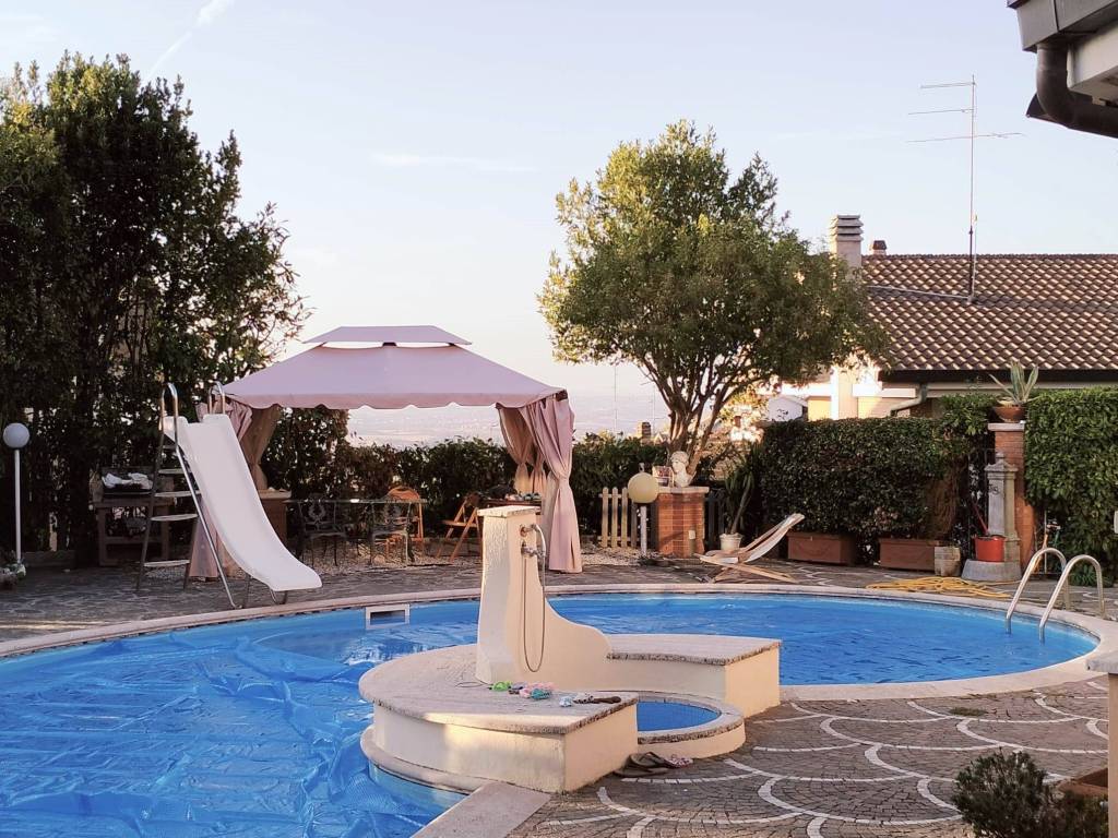 Villa a Frascati in Viale Ercole Consalvi - Foto 2