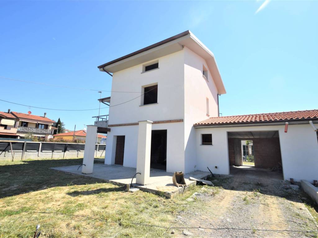 Villa a Massa e cozzile in Via Bruceto - Foto 2