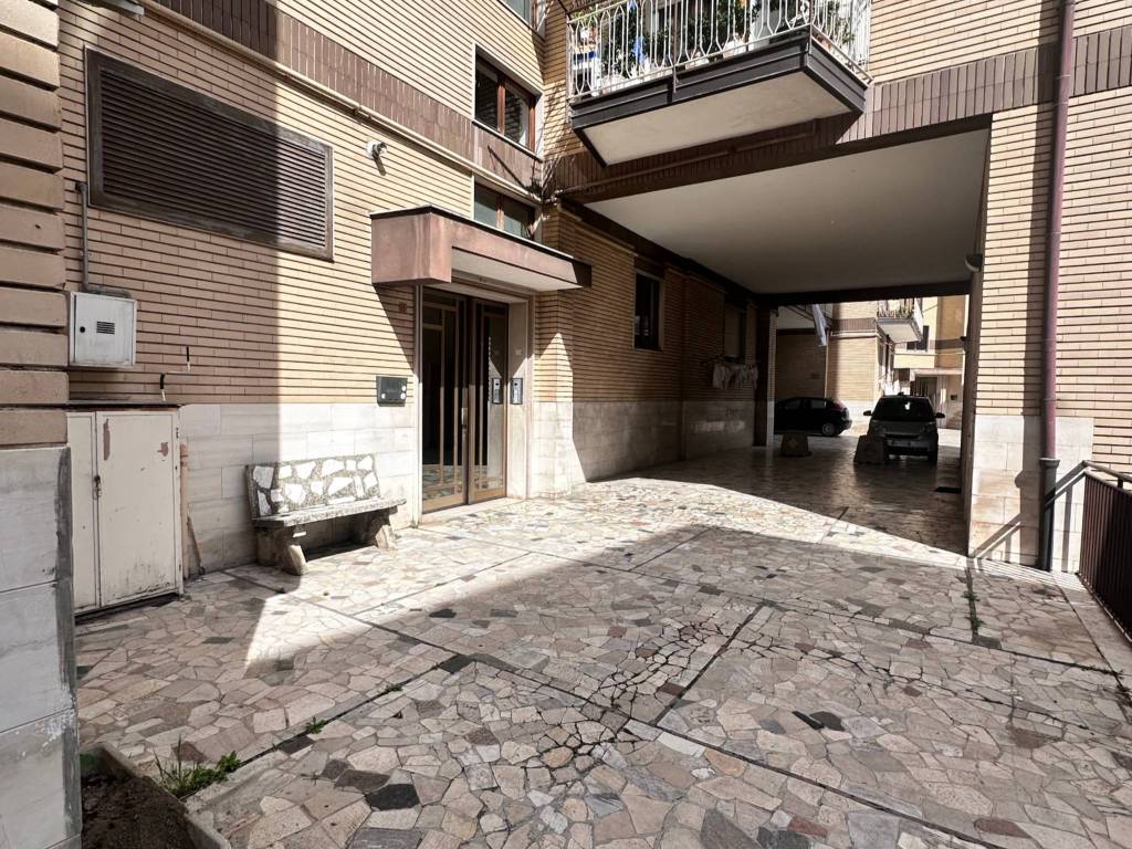 Appartamento a Benevento in Via Iacopo da Benevento, 33 - Foto 3
