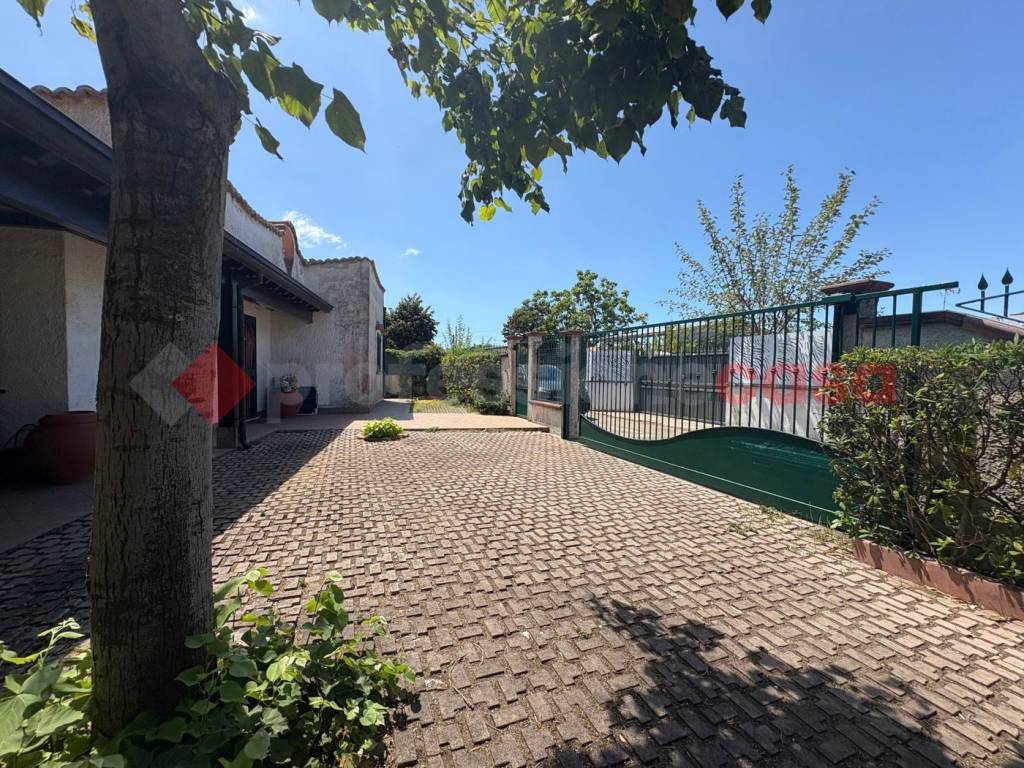 Villa a Terracina in CONSORZIO NUOVA SANTA MONICA, 5 - Foto 5