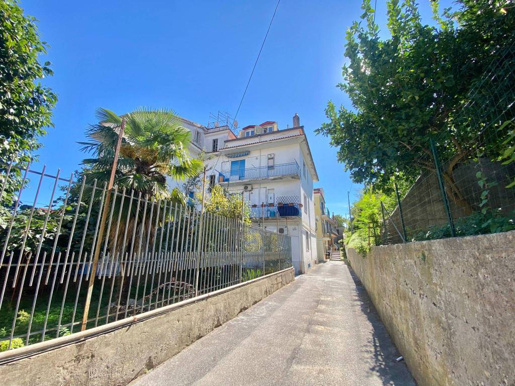 Appartamento a Cava de' tirreni in Via Alessandro della Corte, 40 - Foto 4