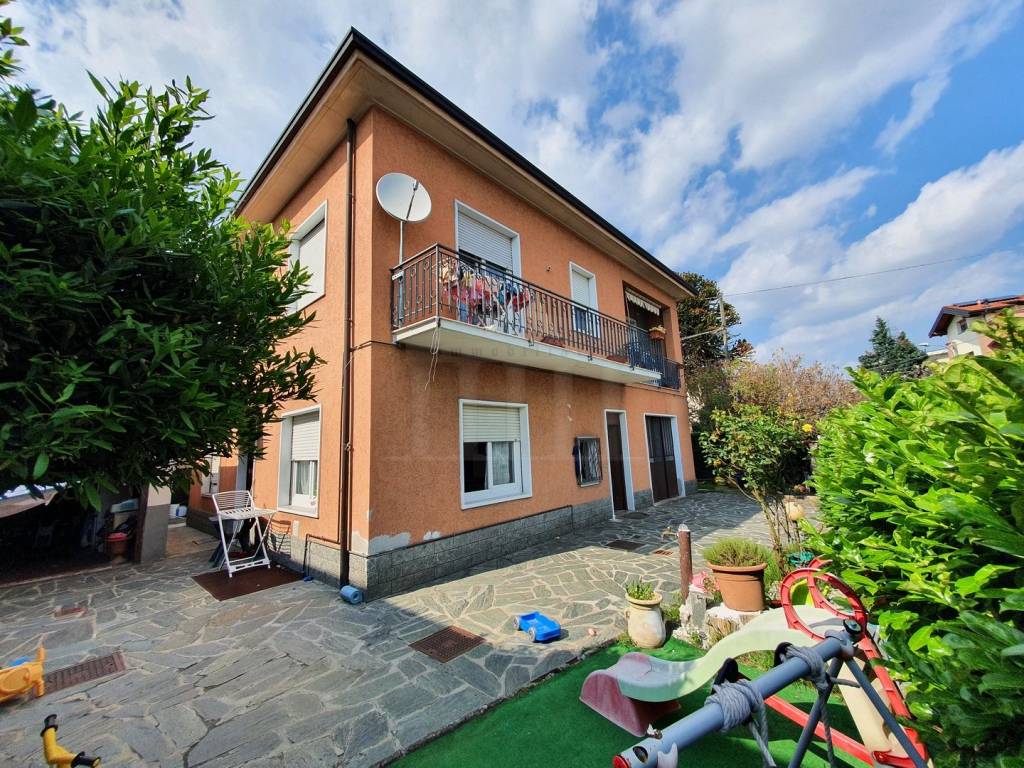 Villa a Cassano magnago in Via F. Buffoni - Foto 3