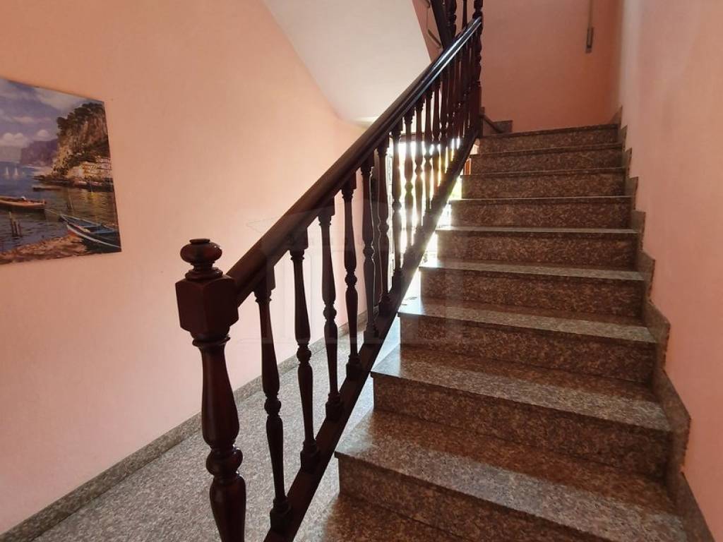 Villa a Cassano magnago in Via F. Buffoni - Foto 5