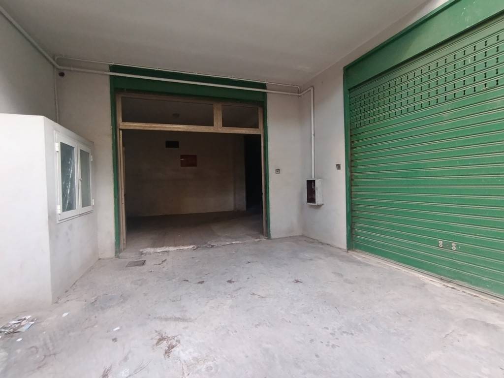 Box / garage a Grottaglie in Viale Giuseppe Di Vittorio, 63 - Foto 4