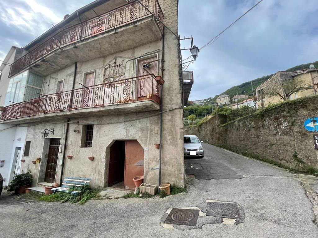 Palazzo / stabile a Sessa cilento in Via Piano di San Mango, 1 - Foto 2