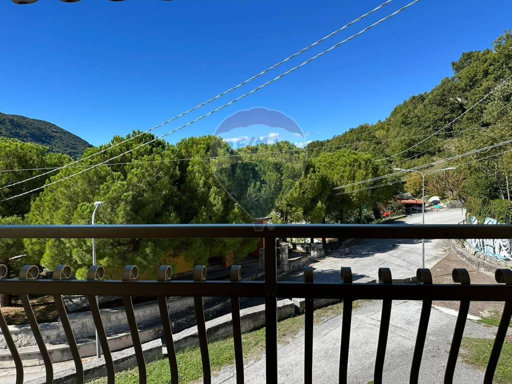 Casa indipendente a Castelpizzuto in Via San Lorenzo, 12 - Foto 2