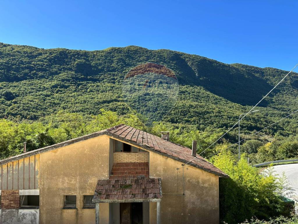 Casa indipendente a Castelpizzuto in Via San Lorenzo, 12 - Foto 4