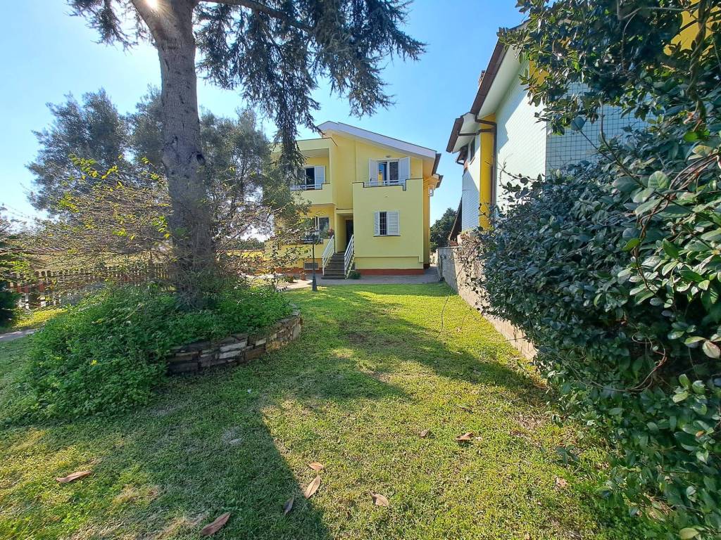 Villa a Nettuno in Via Castel Madama, 27 - Foto 3