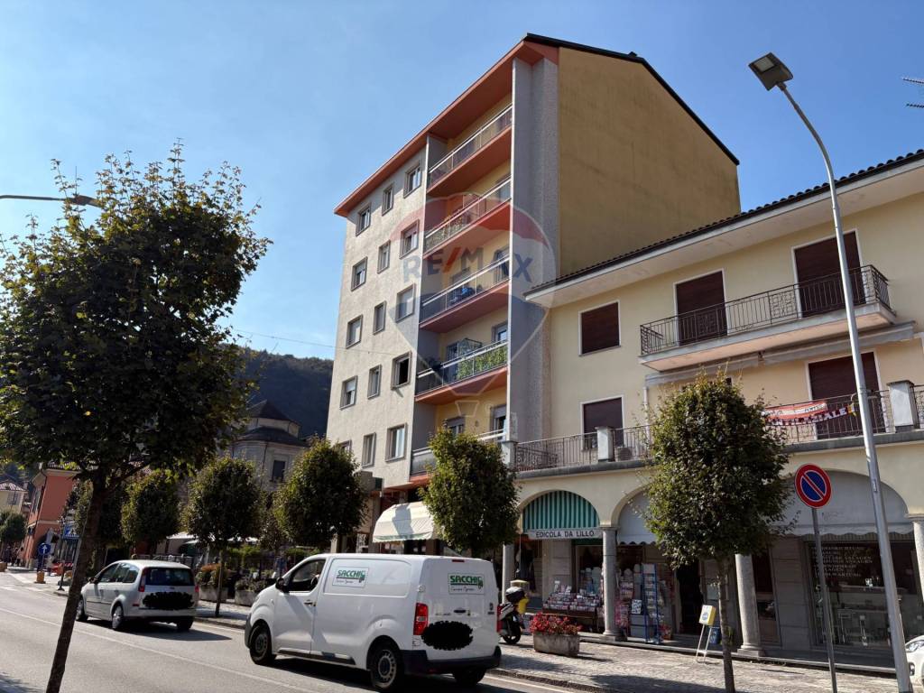 Appartamento a Cannobio in Viale Vittorio Veneto, 5 - Foto 3