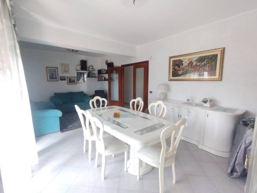 Appartamento a Messina in Via Petrolo - Foto 5