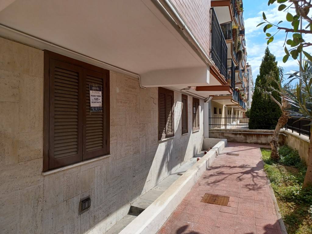 Appartamento a Bari in Via Papa Benedetto XIII, 9 - Foto 2