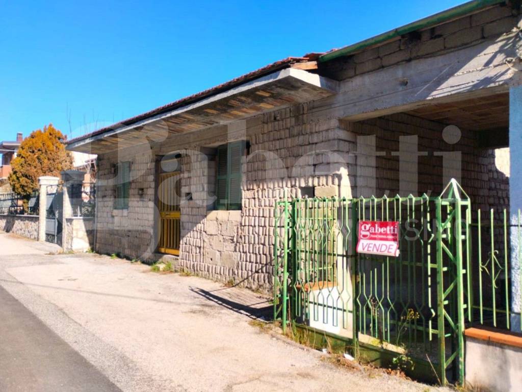 Casa indipendente a Avezzano in Via Salvatore Di Giacomo , 27 - Foto 2