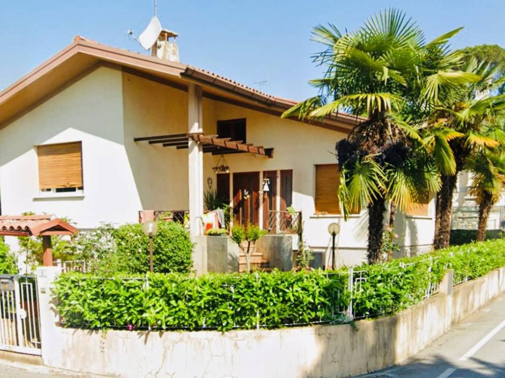 Villa a Pagnacco in Via Castellerio - Foto 2