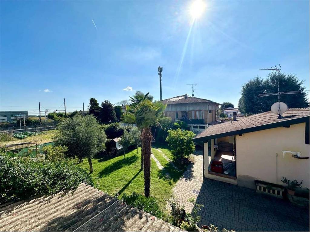 Villa a Borgolavezzaro in Via Garibaldi - Foto 3