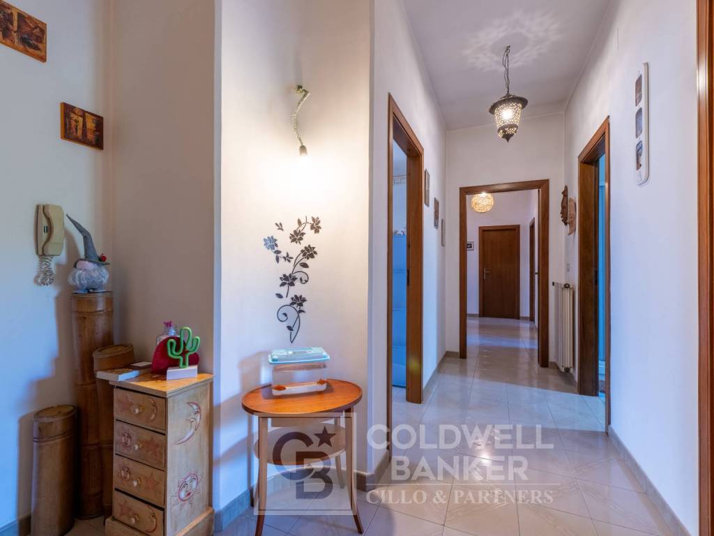 Appartamento a Castelnuovo cilento in Via Arbosto, 68 - Foto 4