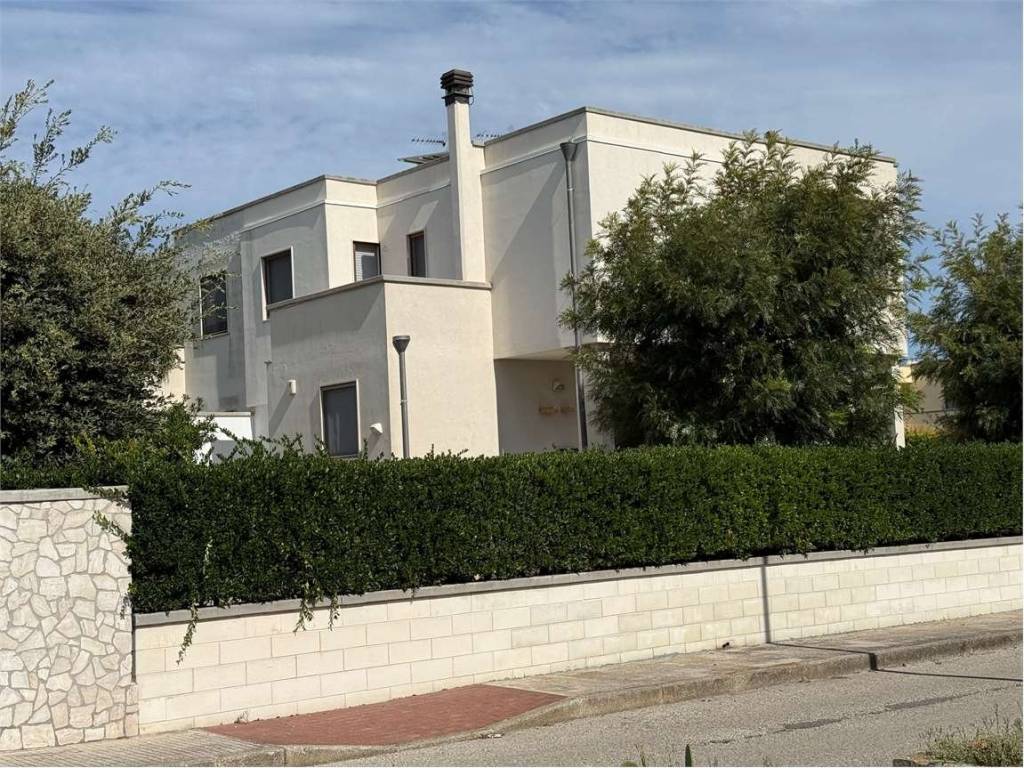 Villa a Brindisi in Via Madrid, 18 - Foto 2