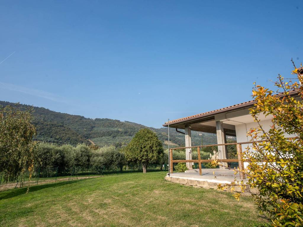 Villa a Verona in Via Valpantena, 14 - Foto 4