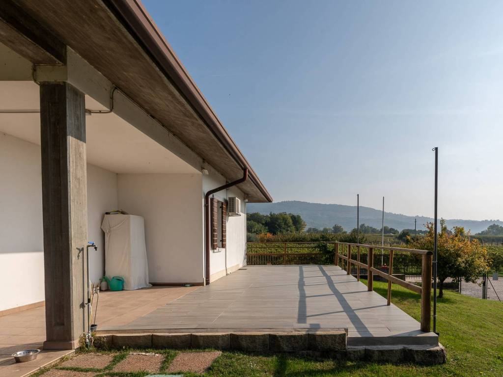 Villa a Verona in Via Valpantena, 14 - Foto 5