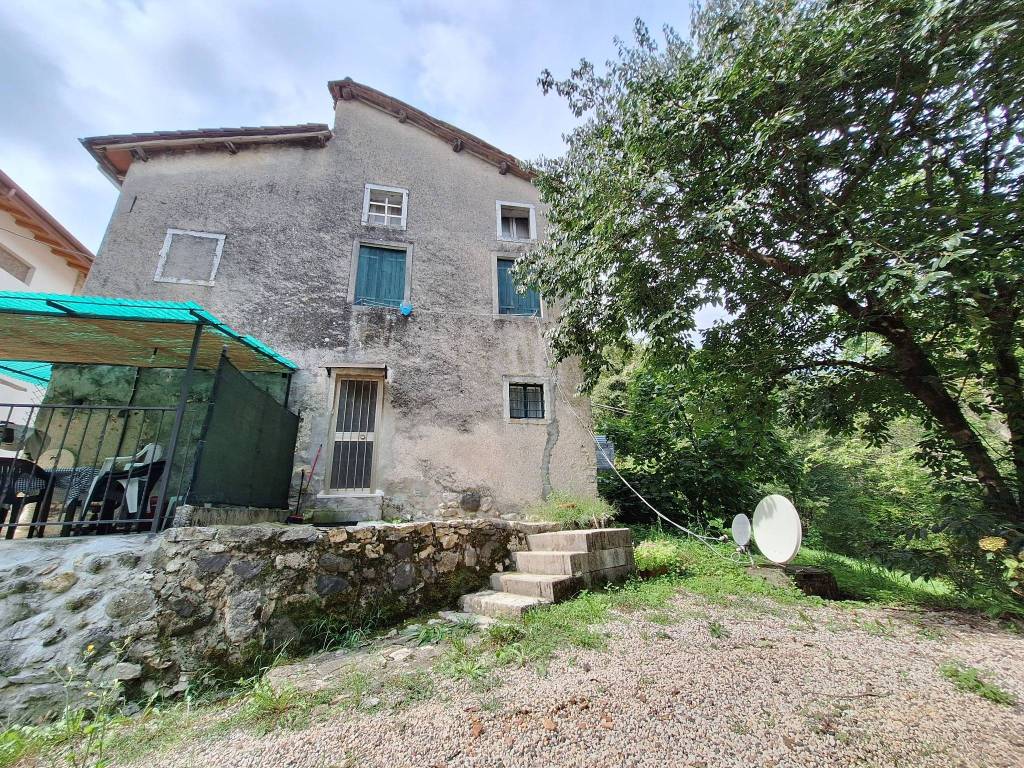 Casa indipendente a Valdagno in Contrada Spelaccia di Sotto - Foto 2
