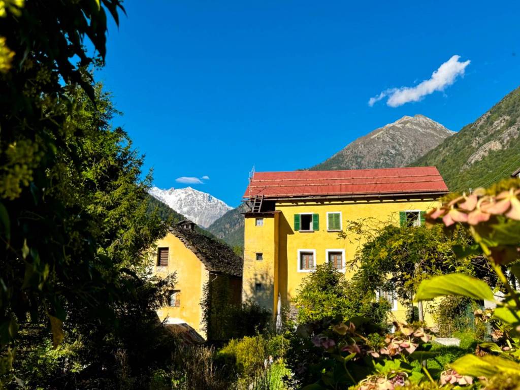 Casa indipendente a Ceppo morelli in Località Case Manoli - Foto 2