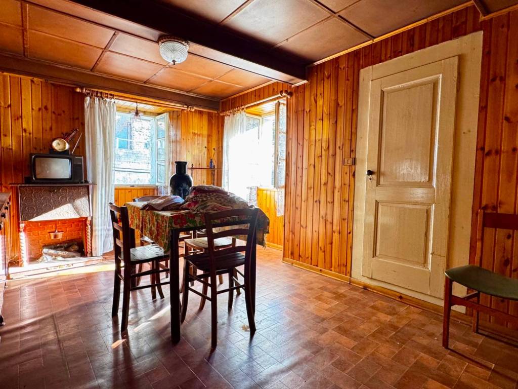 Casa indipendente a Ceppo morelli in Località Case Manoli - Foto 4